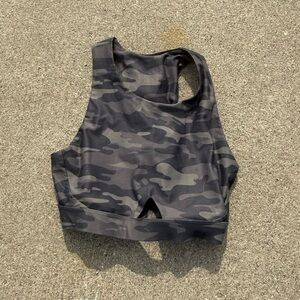 LINC Active - Camo Racerback Sports Bra - Gray/Black